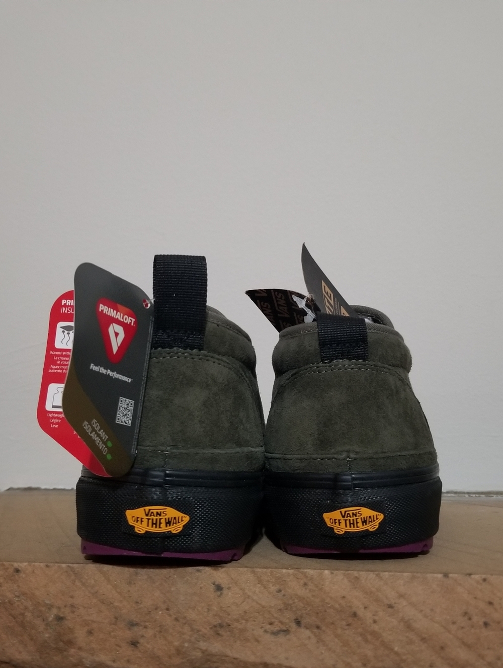 NEW! Vans MTE Olive Suede Slip-On Mid with Black Midsole sz 9 NWT - Picture 11 of 11
